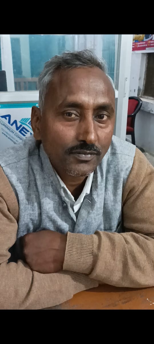 Traders caught fake food inspector asking for extortion from shopkeeper