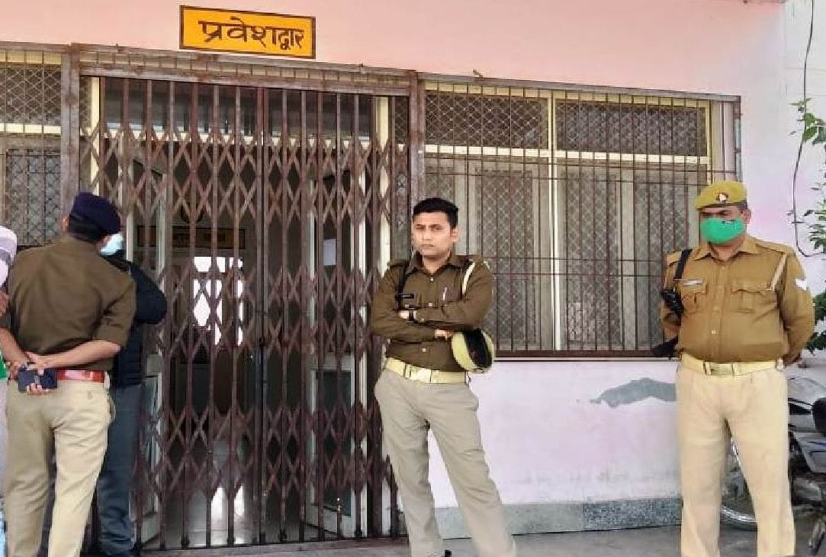 Honor Killing in banda, doctors did the post mortem of the teenagers body