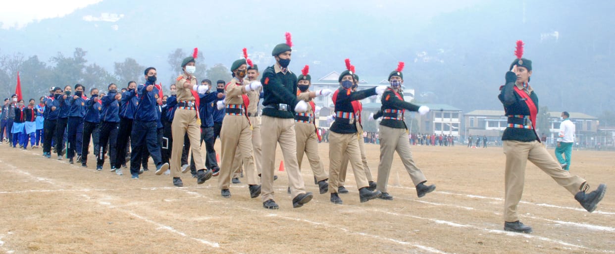 Devvrat first in long jump, Shreyas second