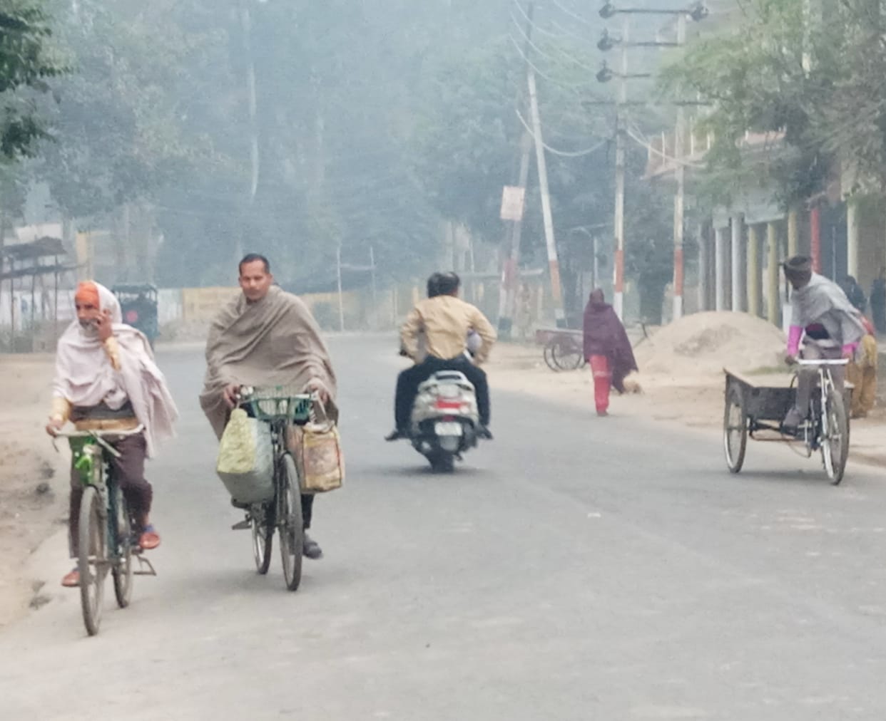 After light drizzle, day and night mercury dropped