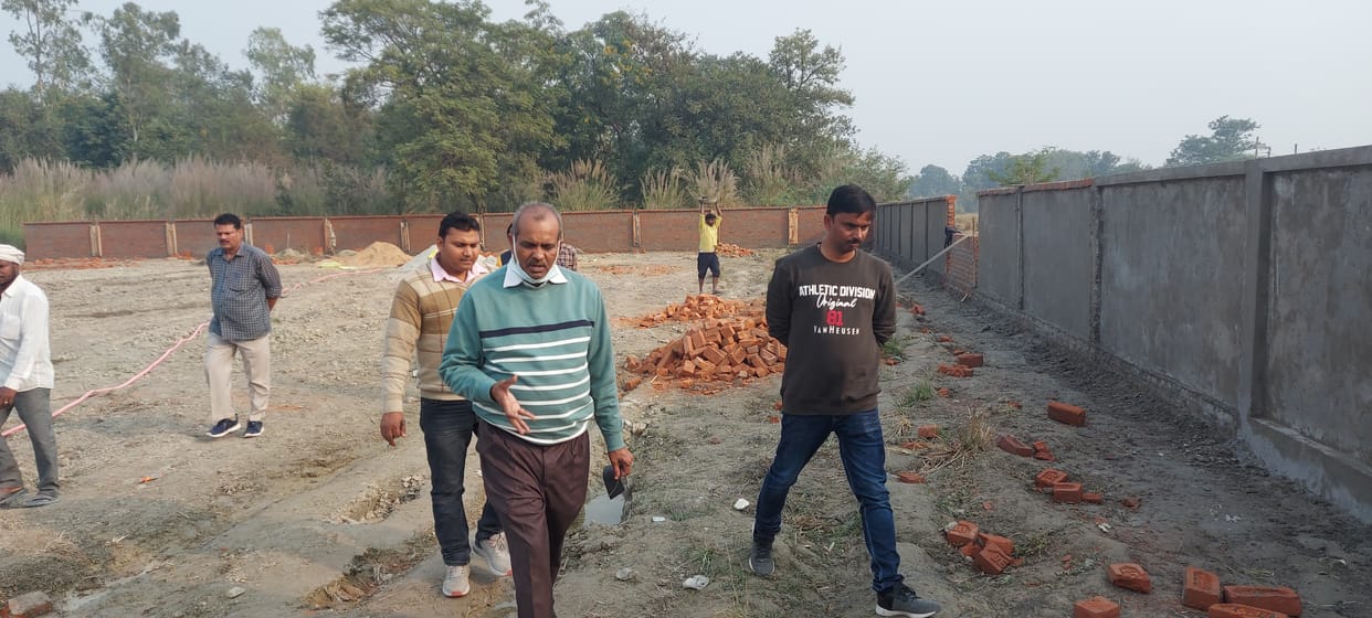 The boundary wall of the playing field was being built with substandard bricks, reprimanded
