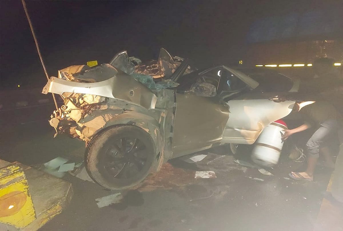 Big road accident in kannauj car and dcm collision
