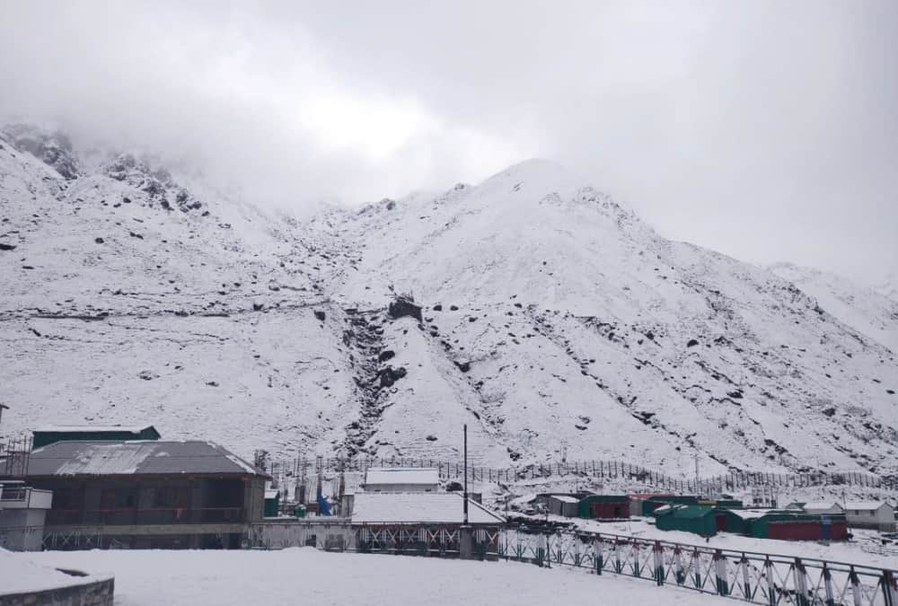 Uttarakhand weather Update Today: Fresh Snowfall In chardham Beautiful Photos