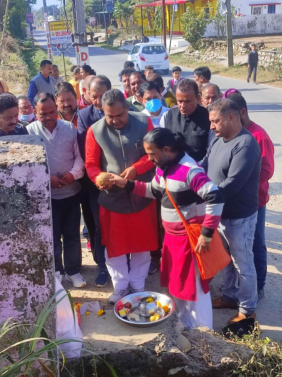 MLA laid the foundation stone of the road