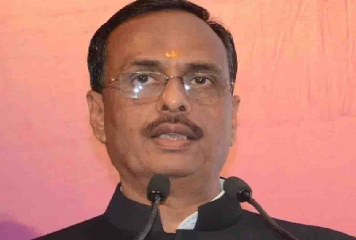 Deputy CM Dr. Dinesh Sharma gave a statement against SP