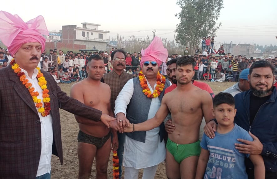 Ravindra of Bijnor slams Romeo of Haryana