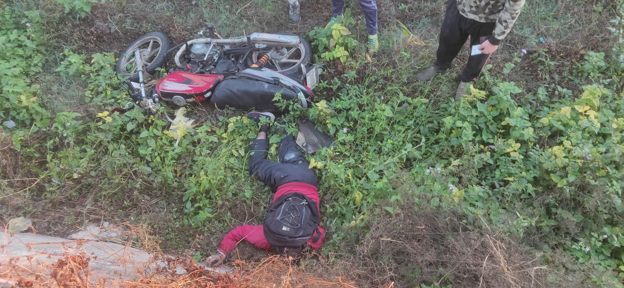 Bike collided with pillar in Pandoga, Panjawar's youth dies