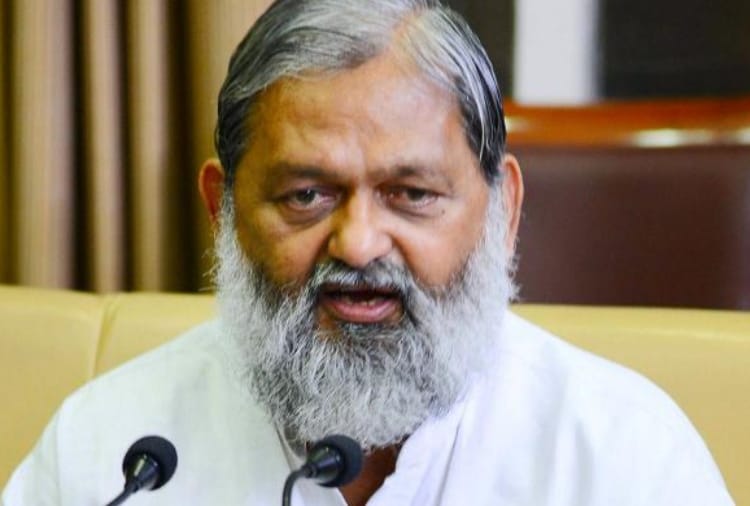 Haryana Health Minister Anil Vij ordered to Charge Sheet CMO of Ten Districts