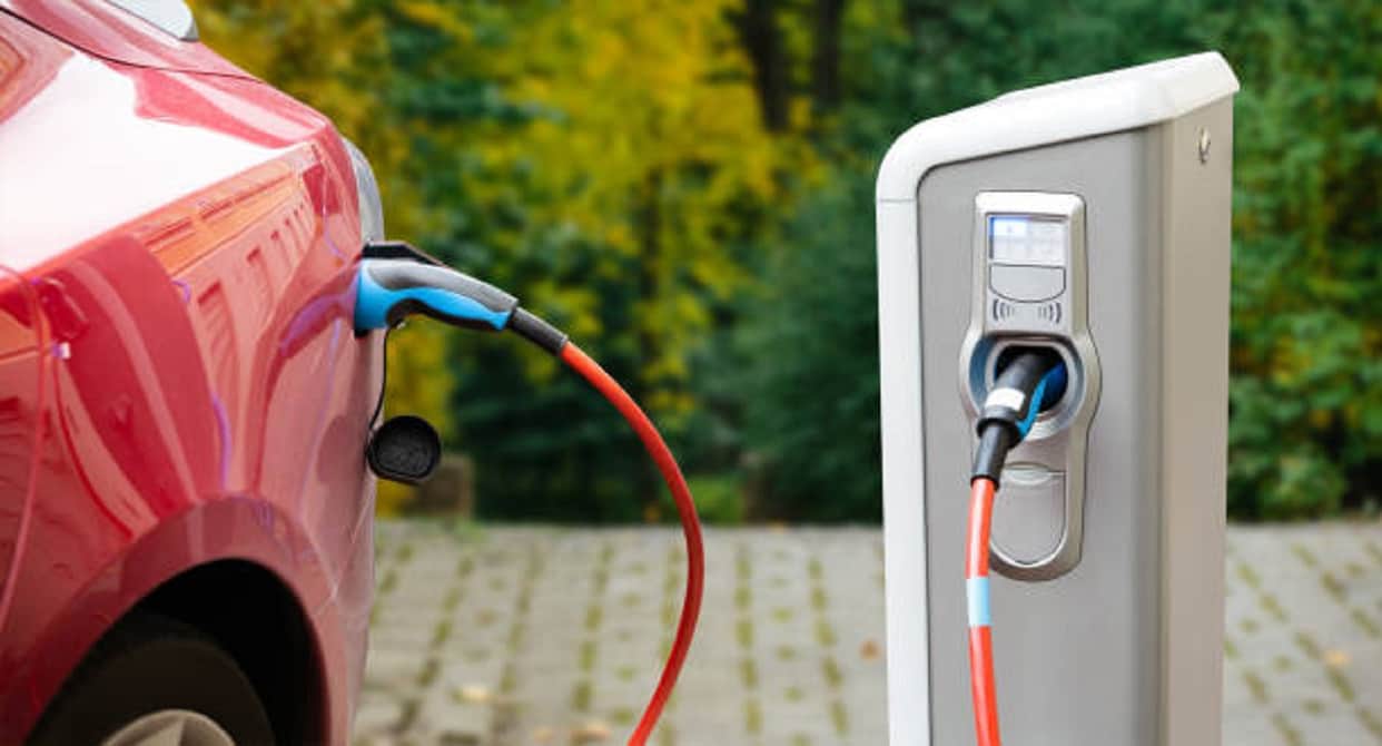 World EV Day EV charging infrastructure needed for adoption of electric vehicles says TERI and ICCT experts