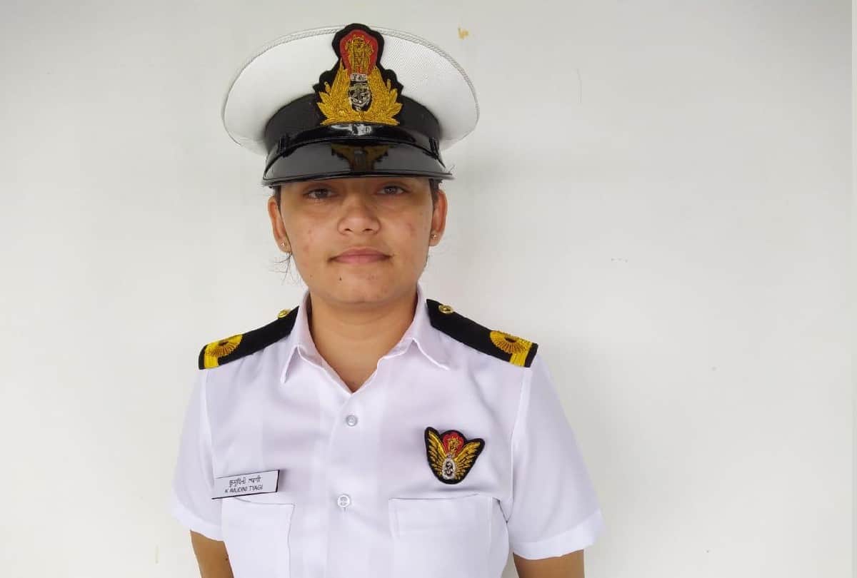 Indian Navy Day 2021 Women officers in Frontline Navy Warship Kumudini Tyagi Riti Singh Shivangi Singh
