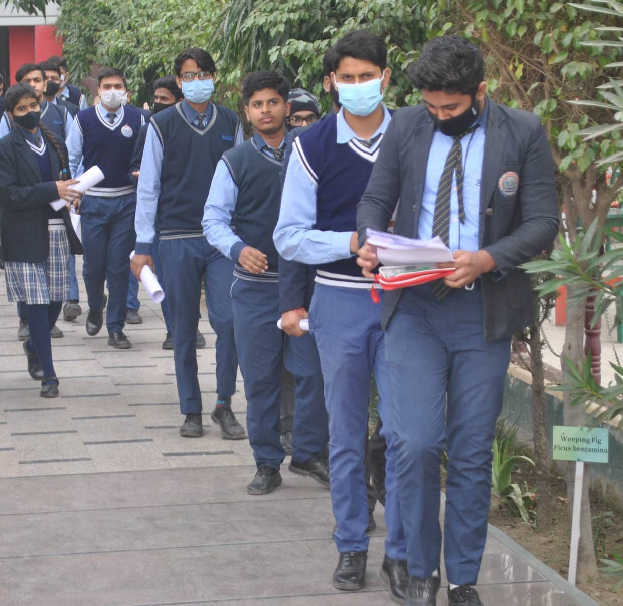 2106 students took the test of English