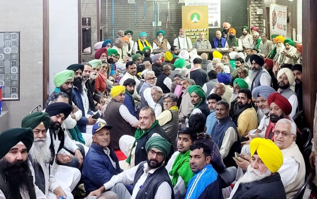 Farmer's movement: Refusal to return home, five-member committee formed to negotiate with the government, now meeting on December 7