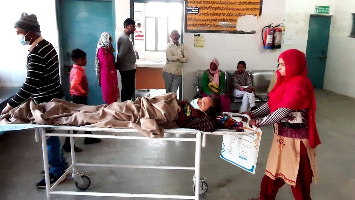 The attendants reached the patients themselves on stretcher and wheel chair