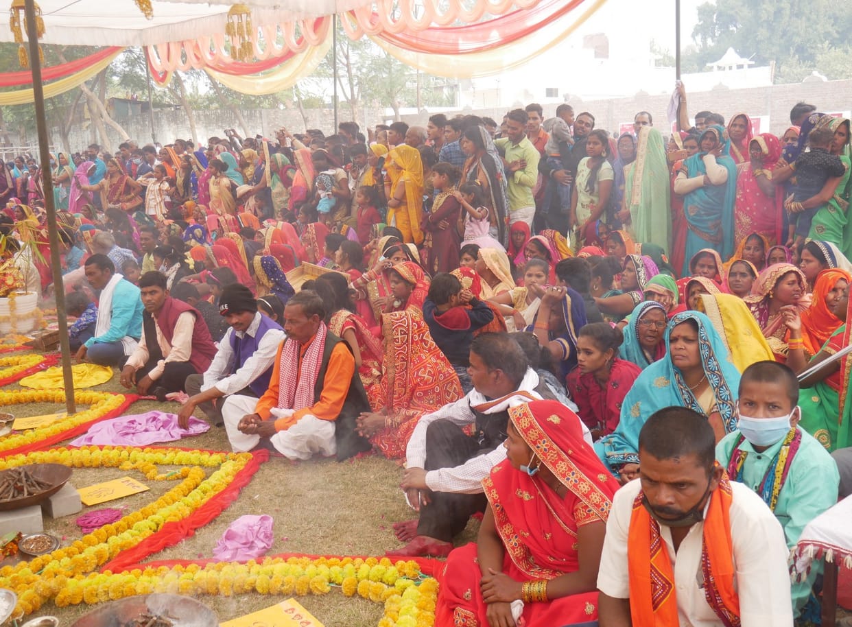 Mass Marriage: Eleven Couples Join Each Other