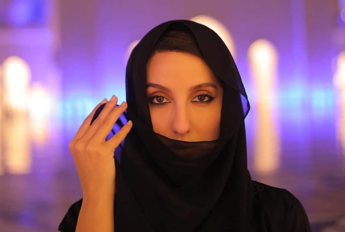 Nora Fatehi Black Burqa Photos Viral Carrying Dupatta