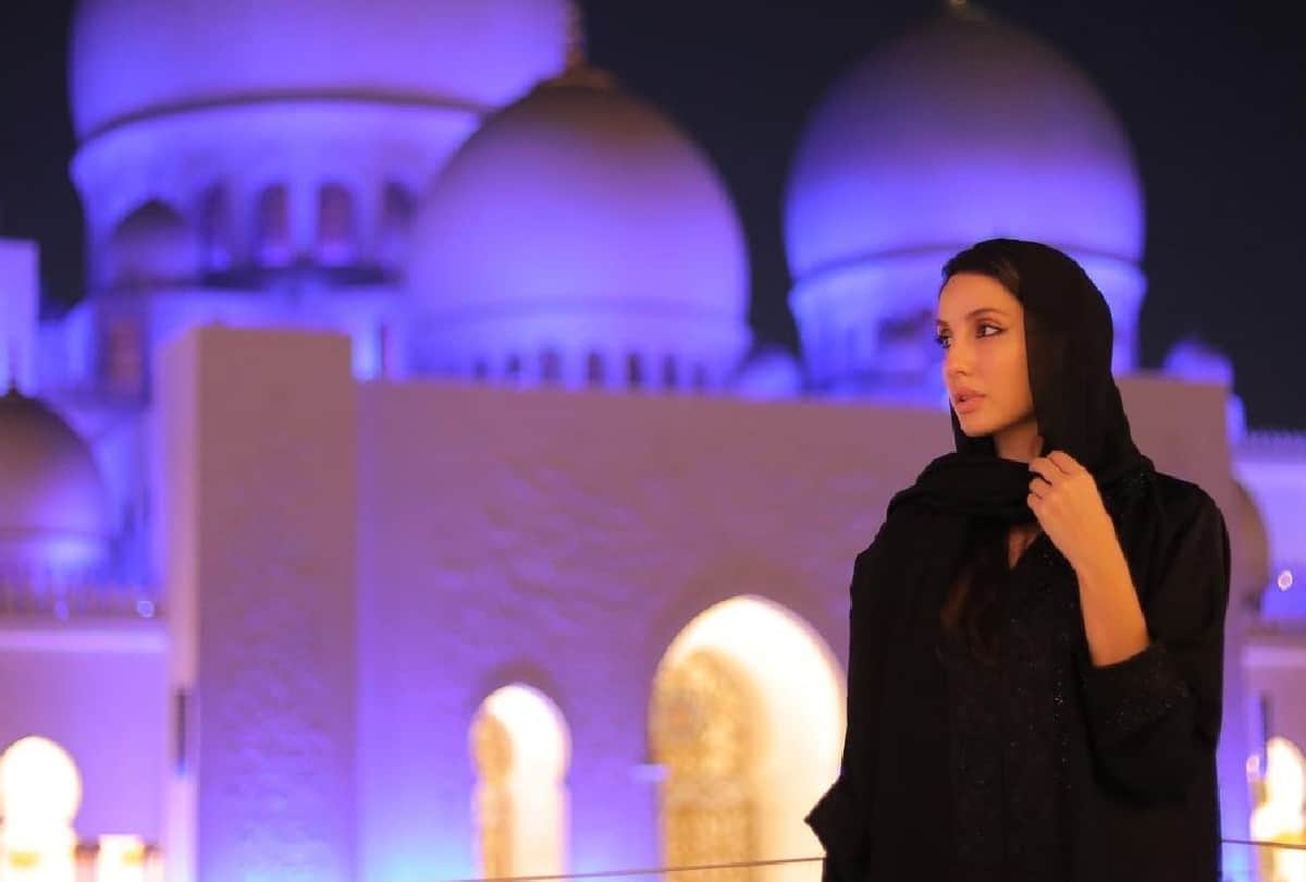 Nora Fatehi Black Burqa Photos Viral Carrying Dupatta