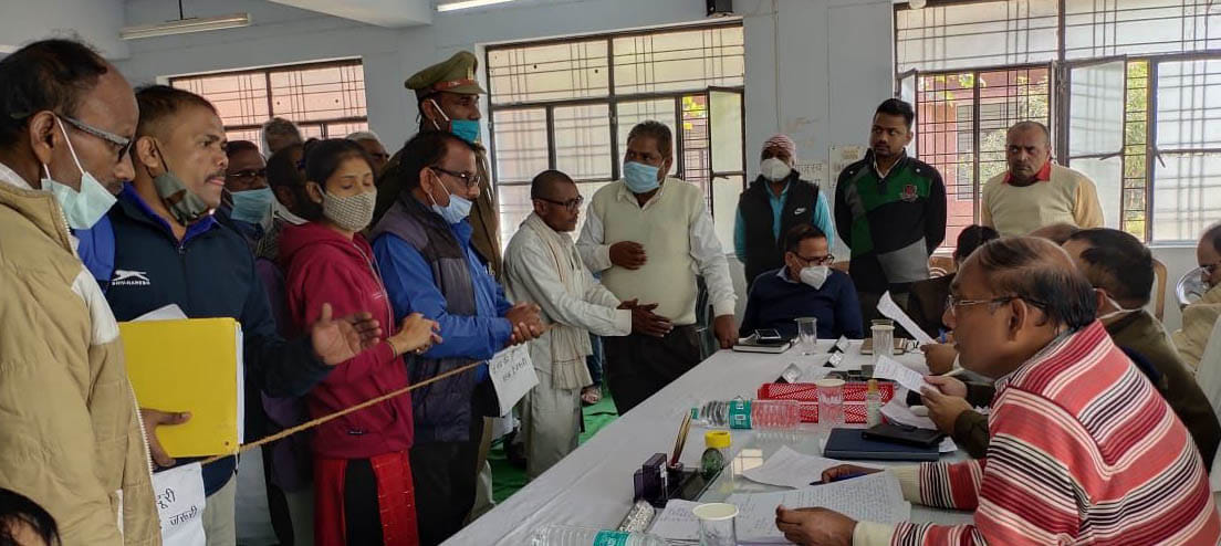 One and a half lakh check handed over to farmer's widow