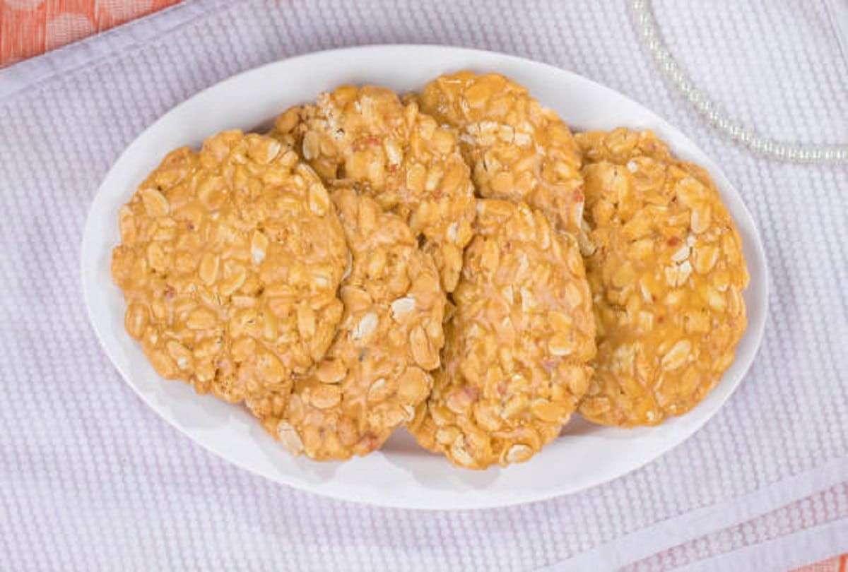 Winter Snacks Recipe Peanuts Chikki Recipe in Hindi Winter Snacks Mungfali Chikki