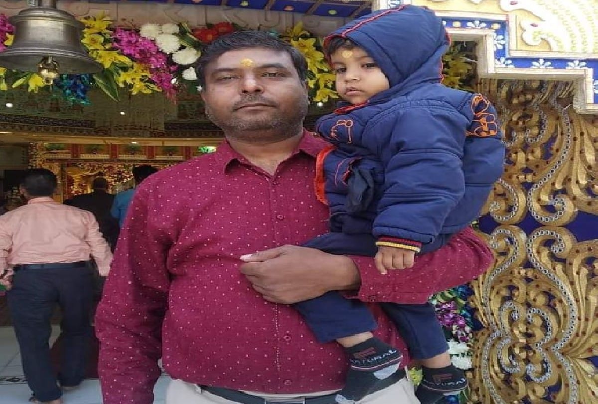 Yogesh Mishra Write Five Page Suicide Note In Mass Suicide In Agra