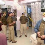 मौके पर मौजूद पुलिस