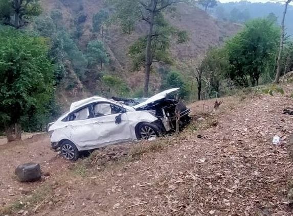 Sister coming for brother's wedding dies in car accident