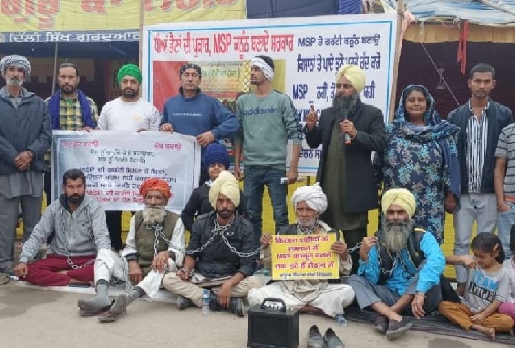 Six farmers sitting on hunger strike demanding MSP guarantee law