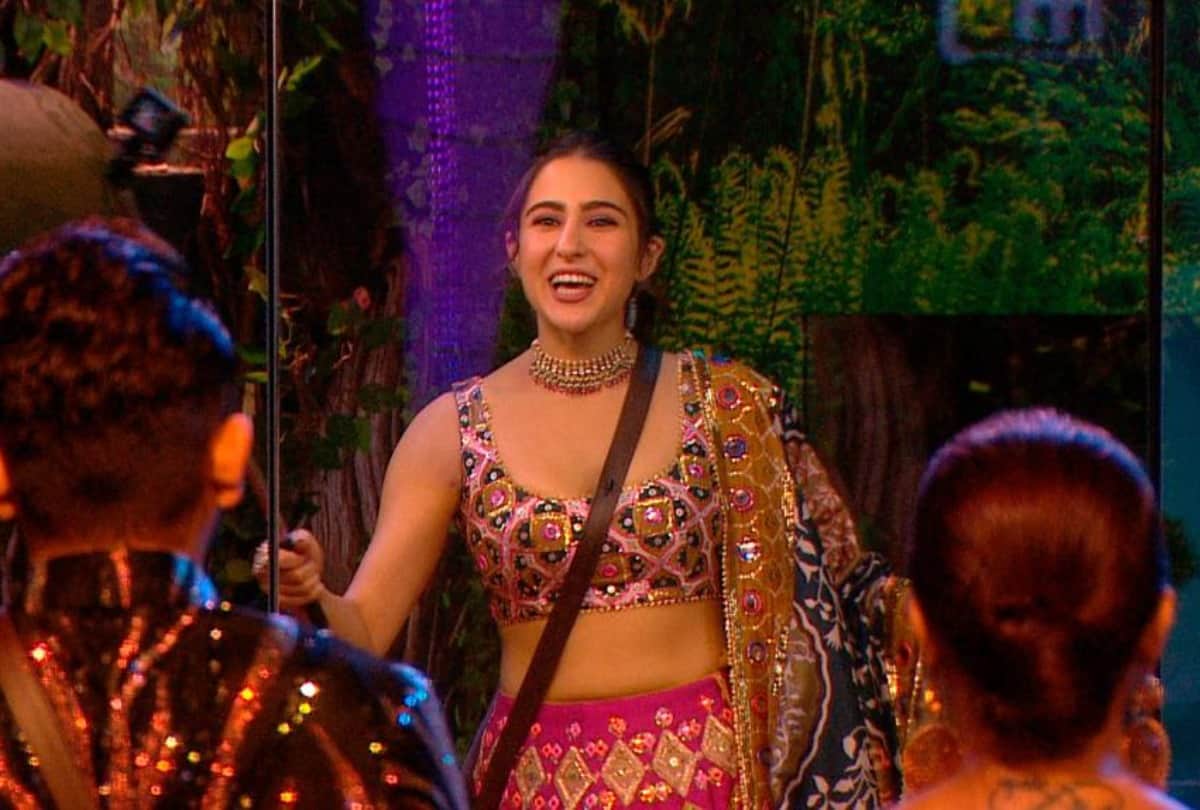 bigg boss 15 sara ali khan bigg boss set actress fun activities with salman khan tejasswi prakash rakhi sawant perform lavani
