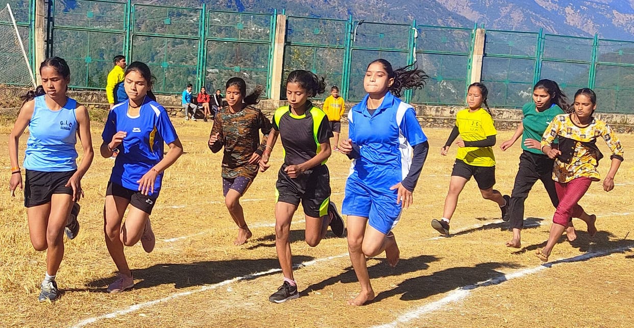 Aarushi, Sakshi and Sanjana top the sprint race