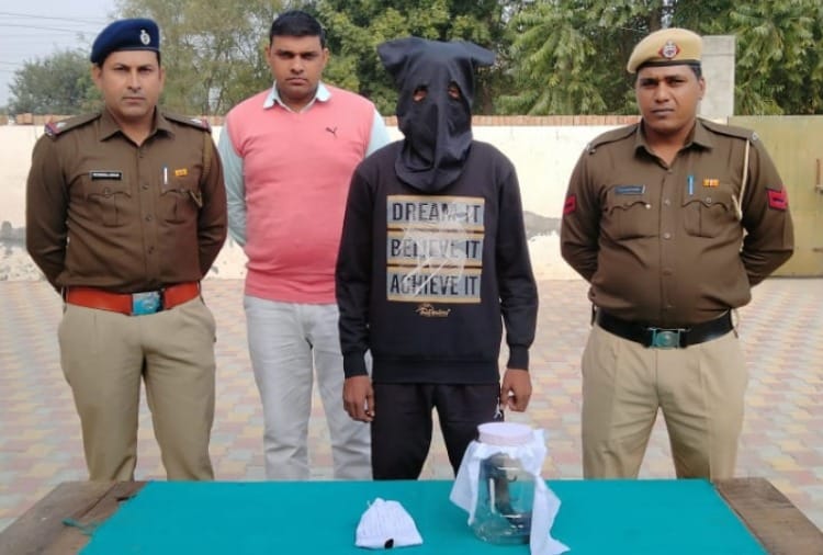 Accused arrested for demanding extortion from property dealer in Fatehabad