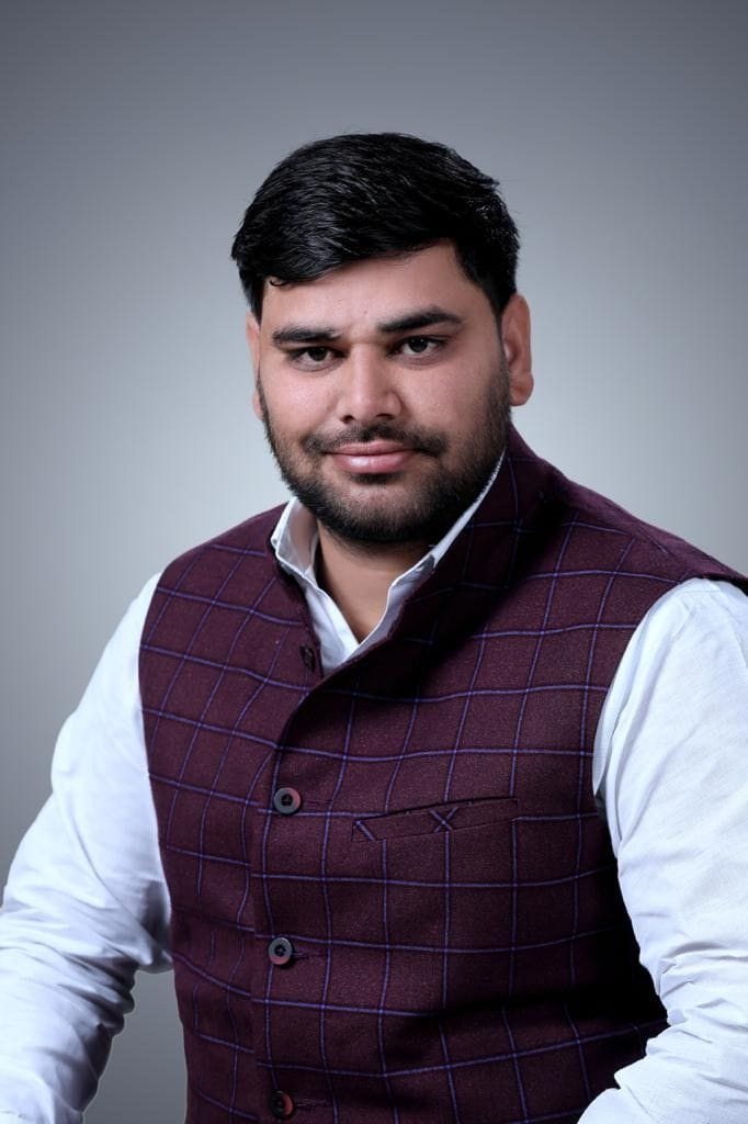 Aligarh: Honorarium of princes should be one rupee more than secretaries.