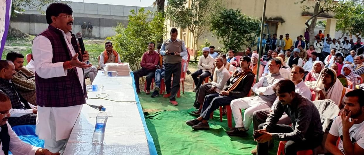 fathepur news,Attempt to bridge the gap between the past and the present