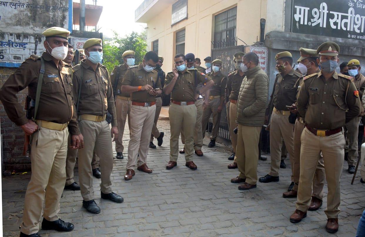 Aligarh: Renu's father-in-law complains of conspiracy on CM portal