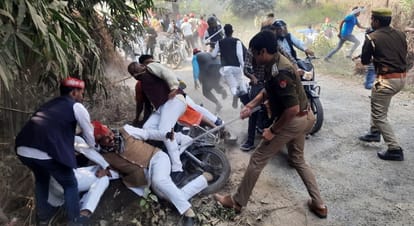 Police and samajwadi party mla and workers clashed before cm yogi arrival in chandauli