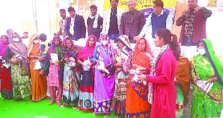 In terms of election year... the dispute between the supporters of the minister-MLA averted the distribution of earnings