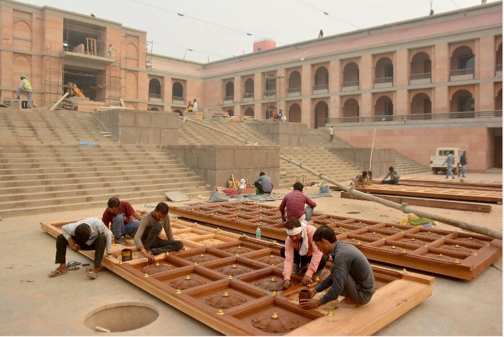 Kashi Vishwanath Corridor Inauguration 18 Chief Ministers will present with PM Modi