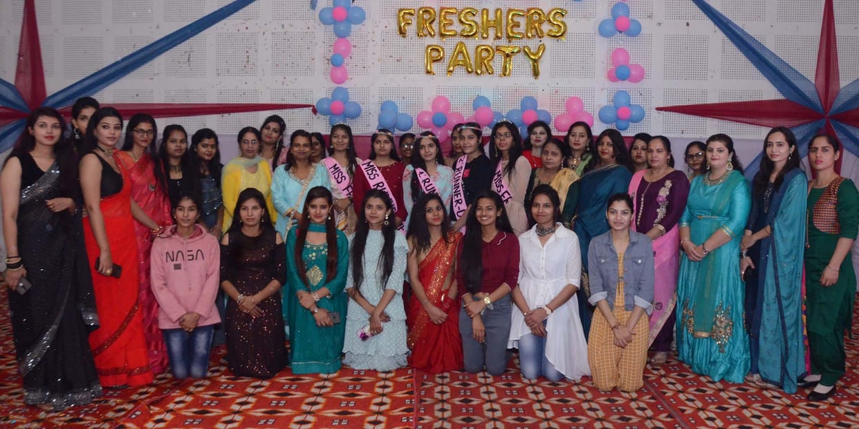 Fresher's party held in Vaish Kanya Mahavidyalaya