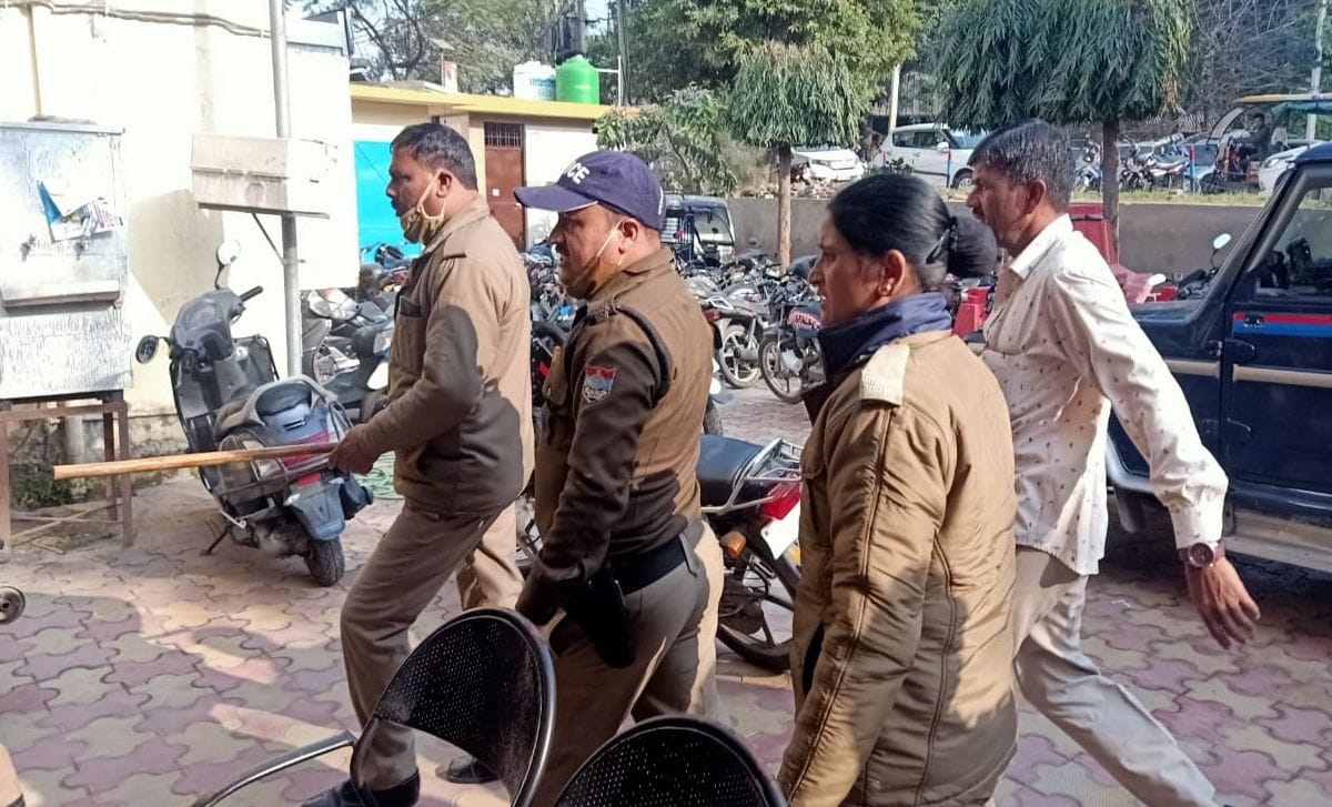 Two sides clashed in Kotwali, fierce scuffle