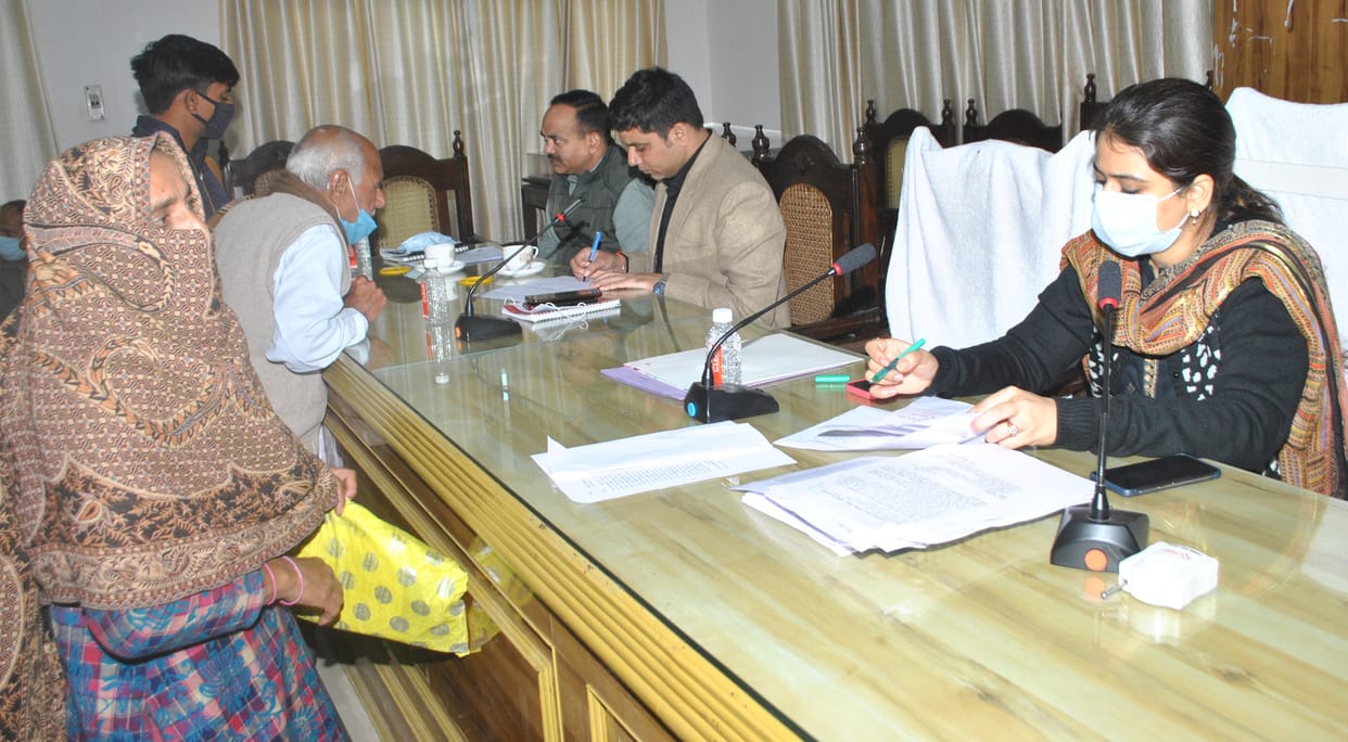 126 complaints in three tehsils, nine resolved