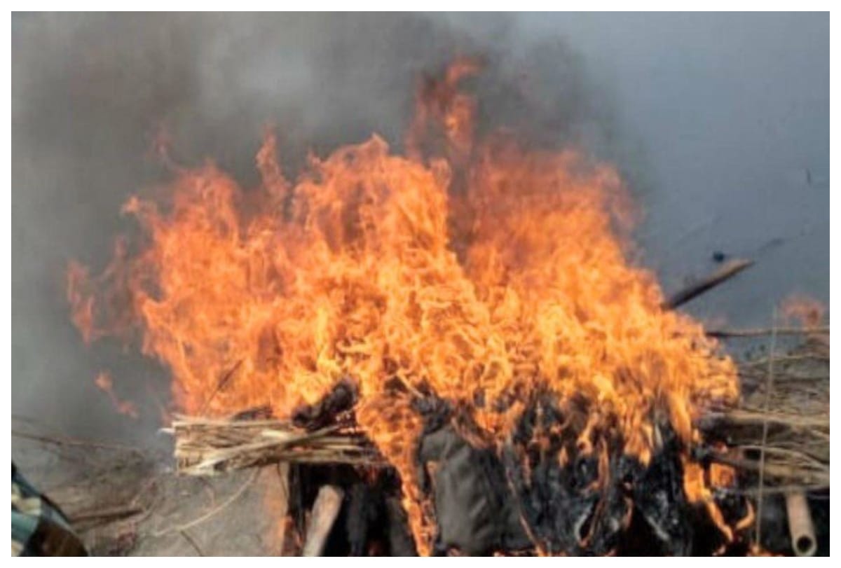 last rituals happened of the police jawan Kamalendra, who died in the accident on Yamuna Expressway