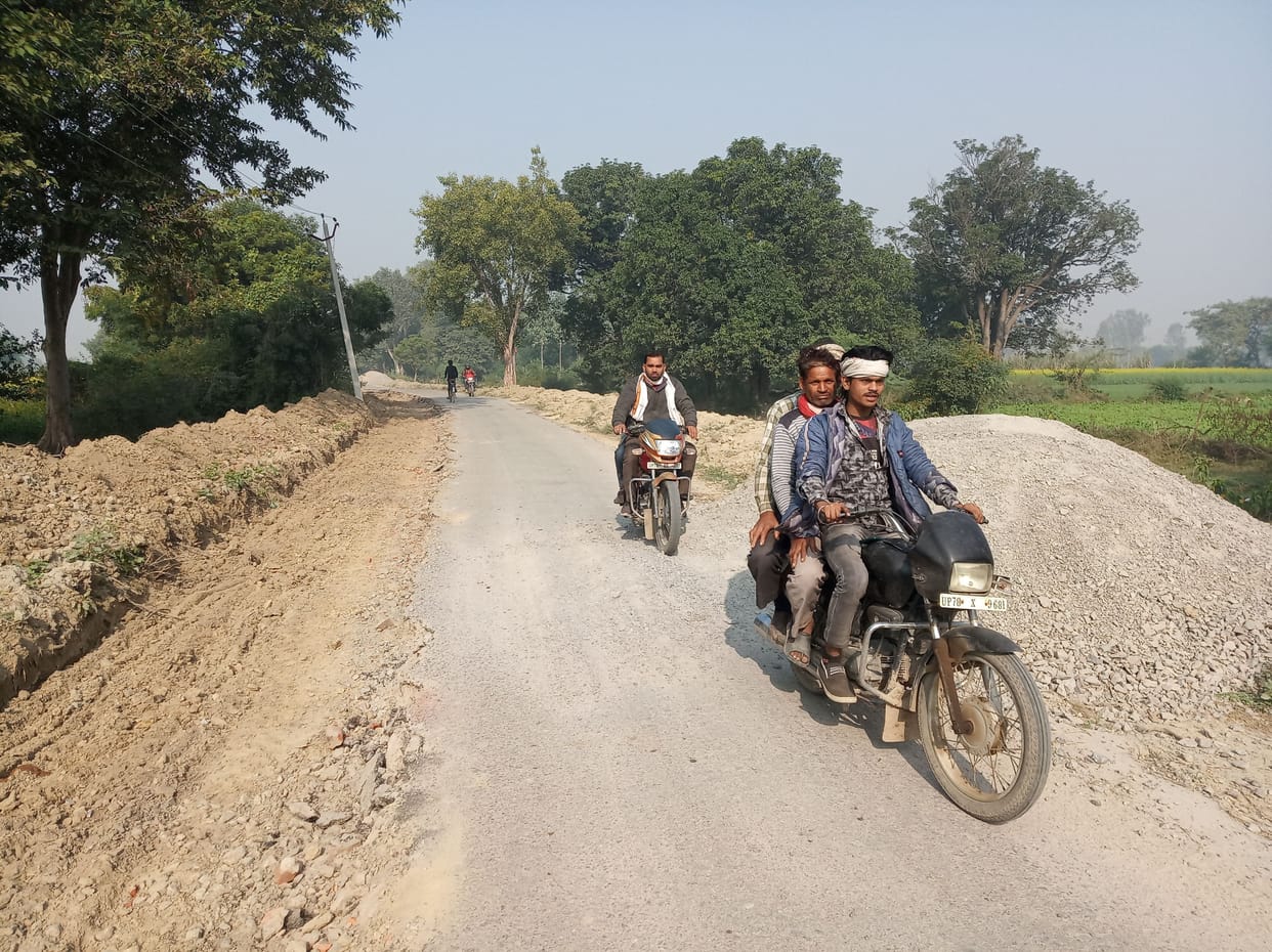 Drain dug in the name of widening Gajner-Nabipur road, increased problems of people of 50 villages