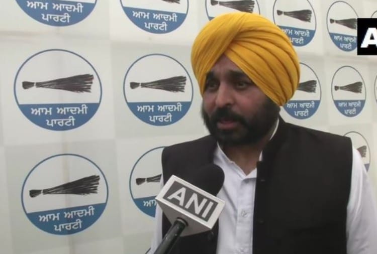 MP Bhagwant Mann claims senior leader offered him money and Cabinet berth to leave AAP