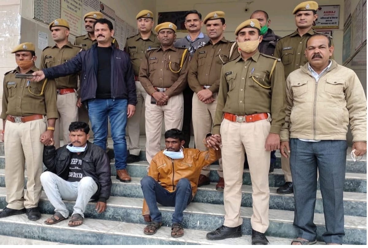 Big action: Two arms smugglers of MP arrested in Jhalawar, four pistols, eight country-made pistols and 28 cartridges seized