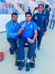 शियन यूथ पैरालंपिक खेल में कांस्य पदक विजेता खिलाड़ी लक्षित अपने परिजनों के साथ।