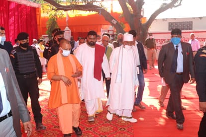 Swarved Mahamandir Dham in varanasi Umraha CM Yogi took stock before PM Modi arrival