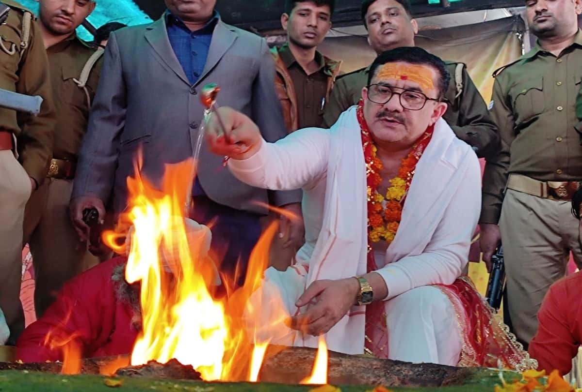 UP: Wasim Rizvi adopted Sanatan Dharma, Yati Narasimhanand got involved in Dasna Devi temple, see photos