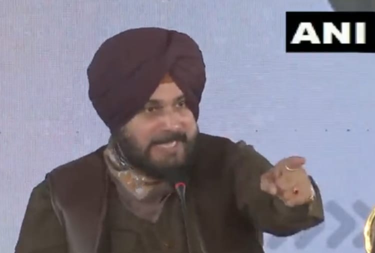 Punjab Congress President Navjot Sidhu Comments on Arvind Kejriwal
