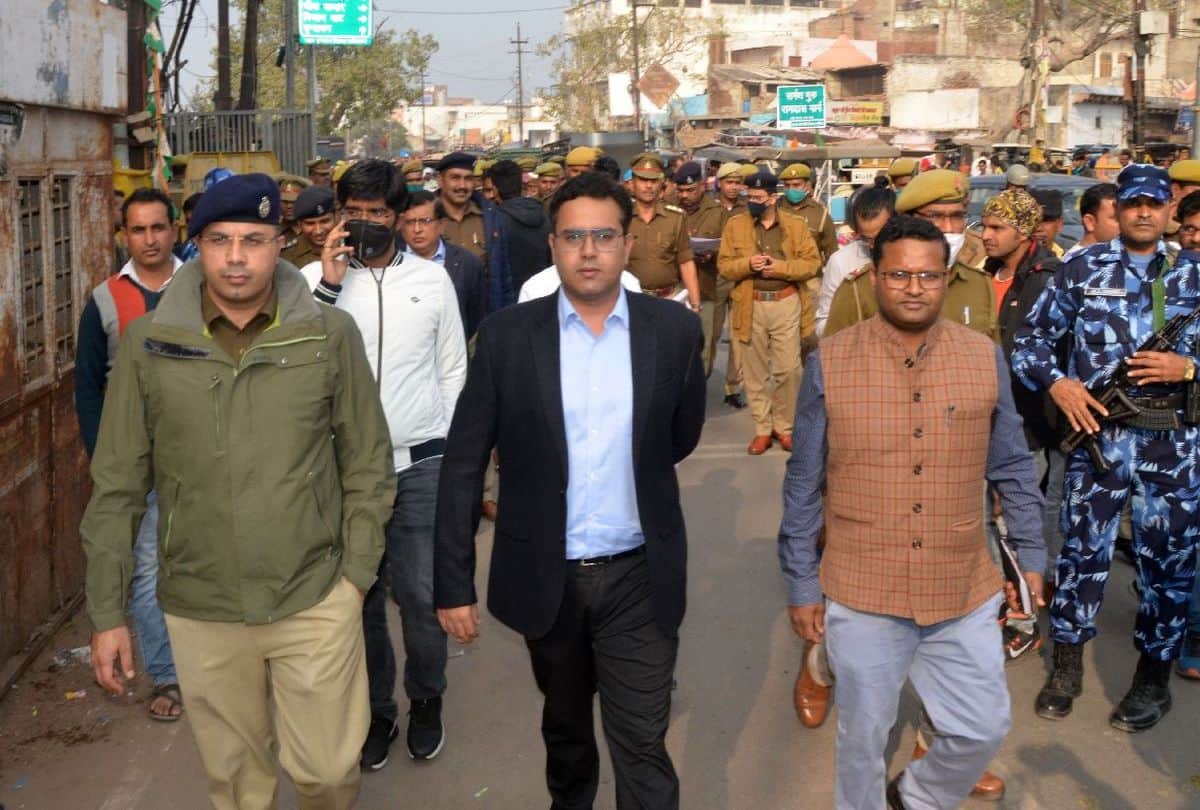 Mathura Krishana Janmabhoomi And Idgah High Security Today