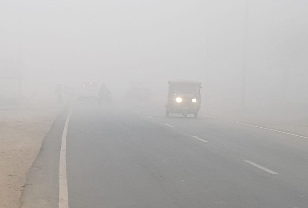 Fog In Etah Know Weather Forecast For Next Two Days In Agra Latest News