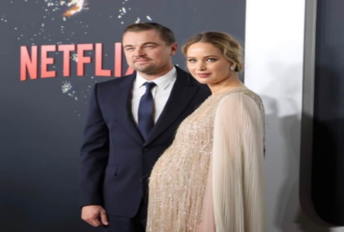 Kareena kapoor khan shares picture of pregnant Jennifer Lawrence calls her simply gorgeous