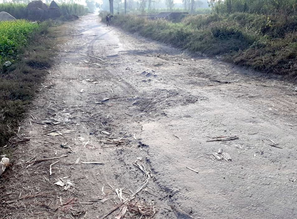 Rajbhe's track is in bad condition, people are upset